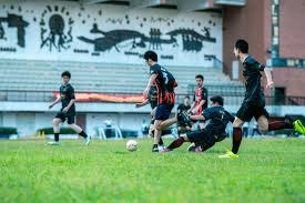 巴黎圣日耳曼遭逆转 登贝莱伤退影响战局
